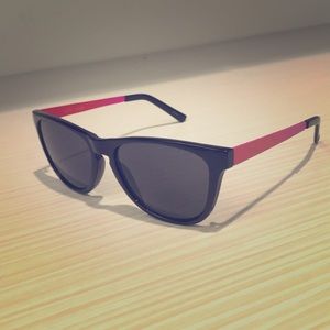 Betsy Johnson sunglasses